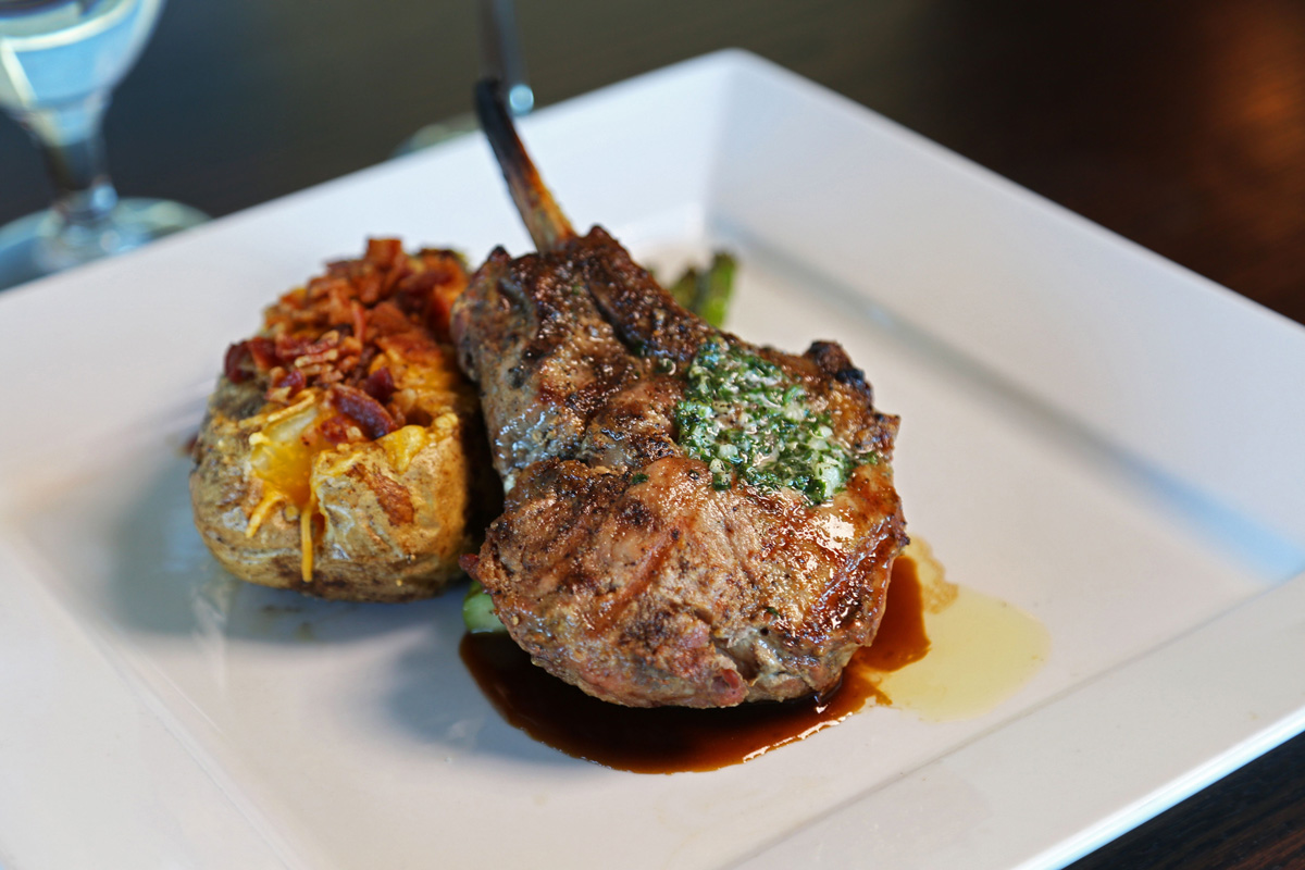 Peoria-roasted-lamb-leg